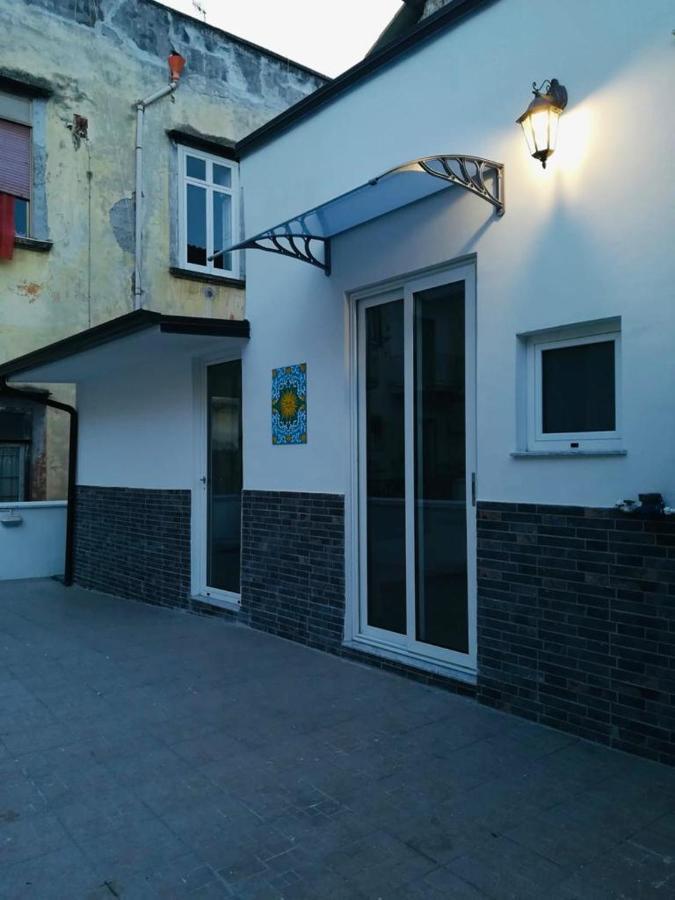Domus Carbonari Apartment Naples